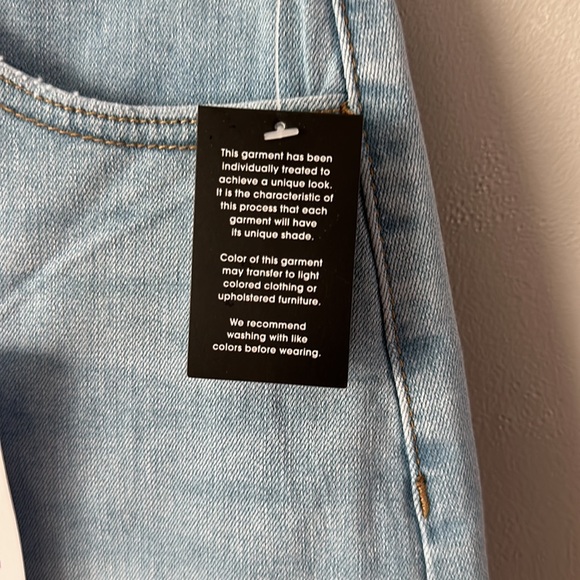 Celebrity Pink Women's Mini Denim Skirt Size 13/31 - Picture 6 of 10